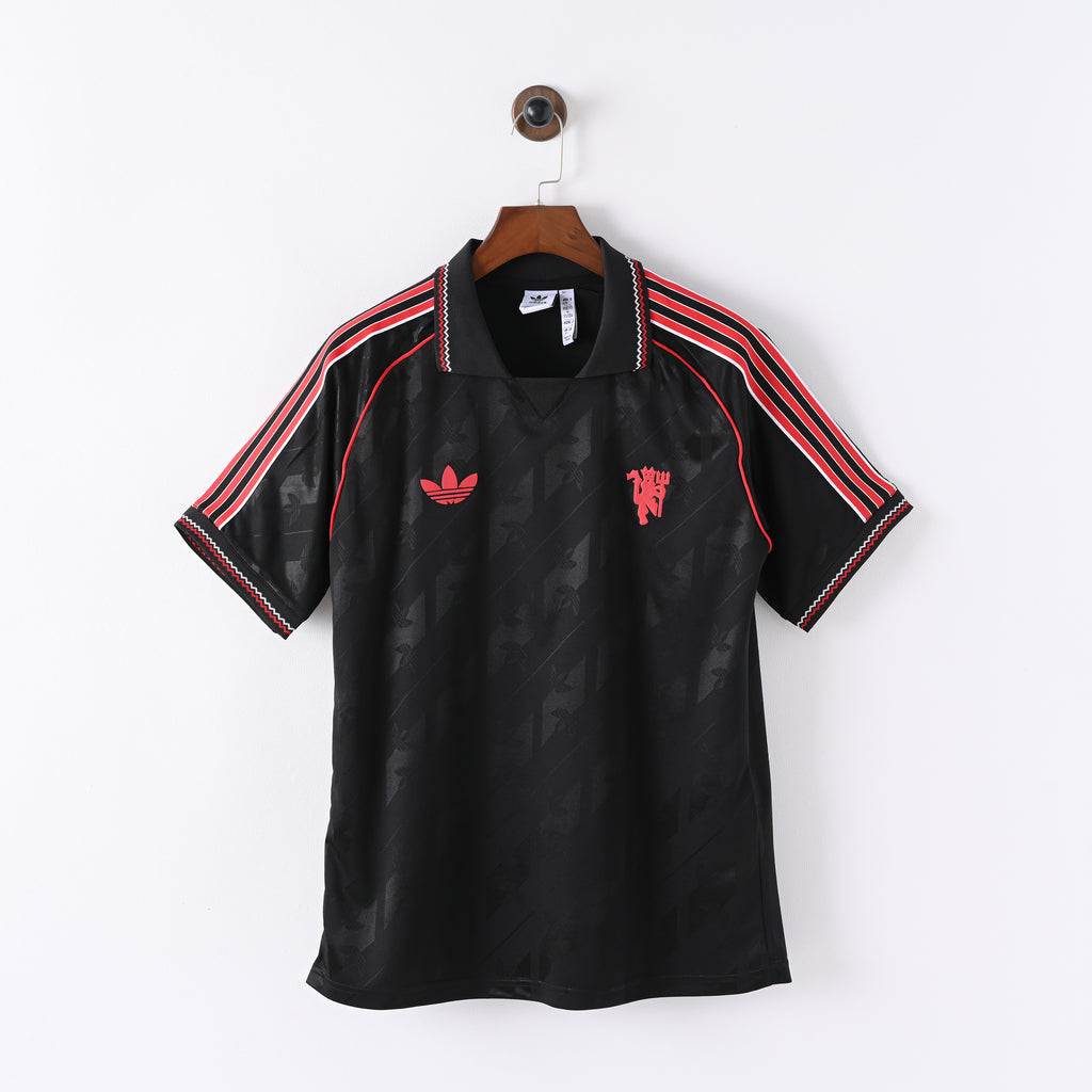 Manchester United jersey 2020-21
